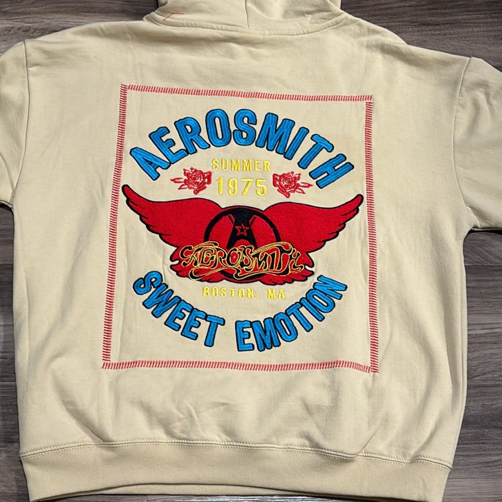☀️**NWOT** Aerosmith Embroidered Hoodie - Picture 4 of 6